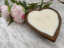 Load image into Gallery viewer, Heart Shaped Dough Bowl Candle
