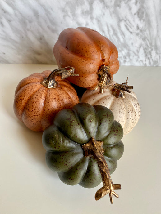 Decorative speckled pumpkins